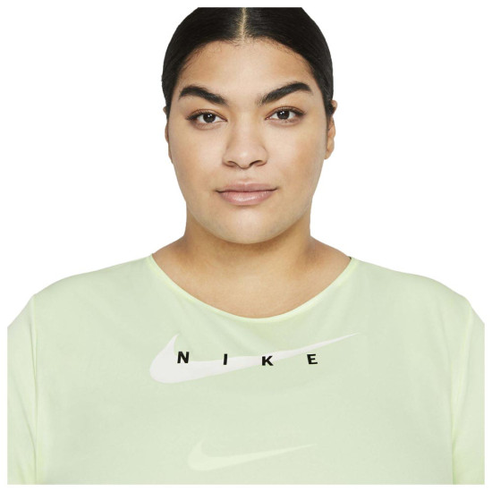 Nike Γυναικεία κοντομάνικη μπλούζα